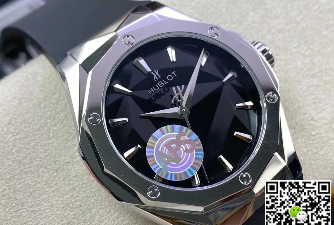 Hublot Classic Fusion 550.NS.1800.RX.ORL19 APS Factory 1:1 Best Edition Replica Watch Black Strap